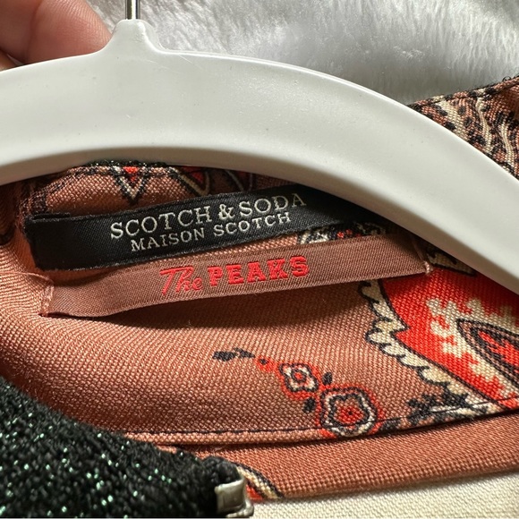 EUC Quarter-zip top from Scotch & Soda - Picture 2 of 5